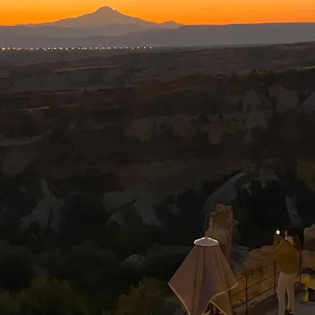 Very Peri Cappadocia - The Lifestyle Luxury Design 4* أُتْشيسار