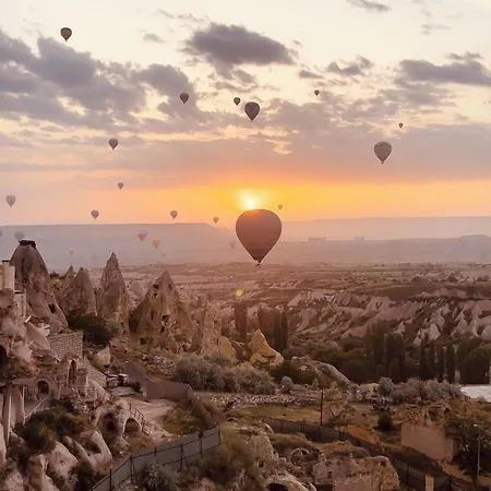 فندق Very Peri Cappadocia - The Lifestyle Luxury Design أُتْشيسار