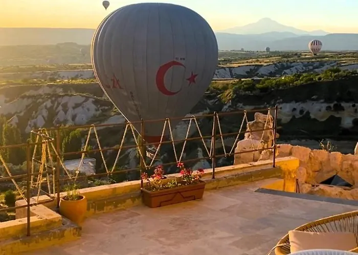 Very Peri Cappadocia - The Lifestyle Luxury Design 4* Üçhisar